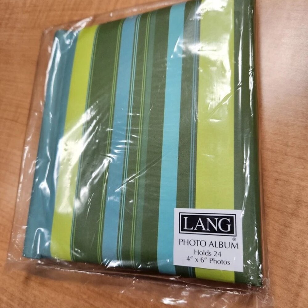 Lang Book Bound Striped Stripes 4" x 6" Photo Album